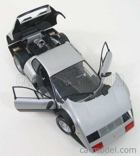 京商 KYOSHO 1/18スケール　フェラーリ512 BB （シルバー） Amazon.co.jp: 京商 1/18 フェラーリ 512BB シルバー Kyosho