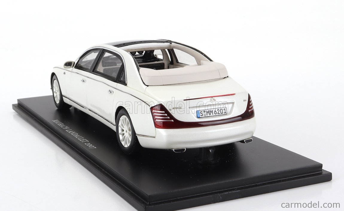 SPARK-MODEL S1029 Scale 1/43 | MAYBACH LANDAULET 2007 WHITE MET