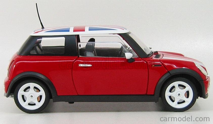 SOLIDO 118316 Scale 1/18 | MINI NEW COOPER - UNION JACK RED WHITE