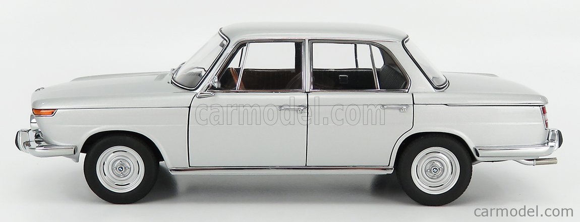 AUTOART 70622 Scale 1/18 | BMW 1800 TI/SA BERLINA 1965 SILVER