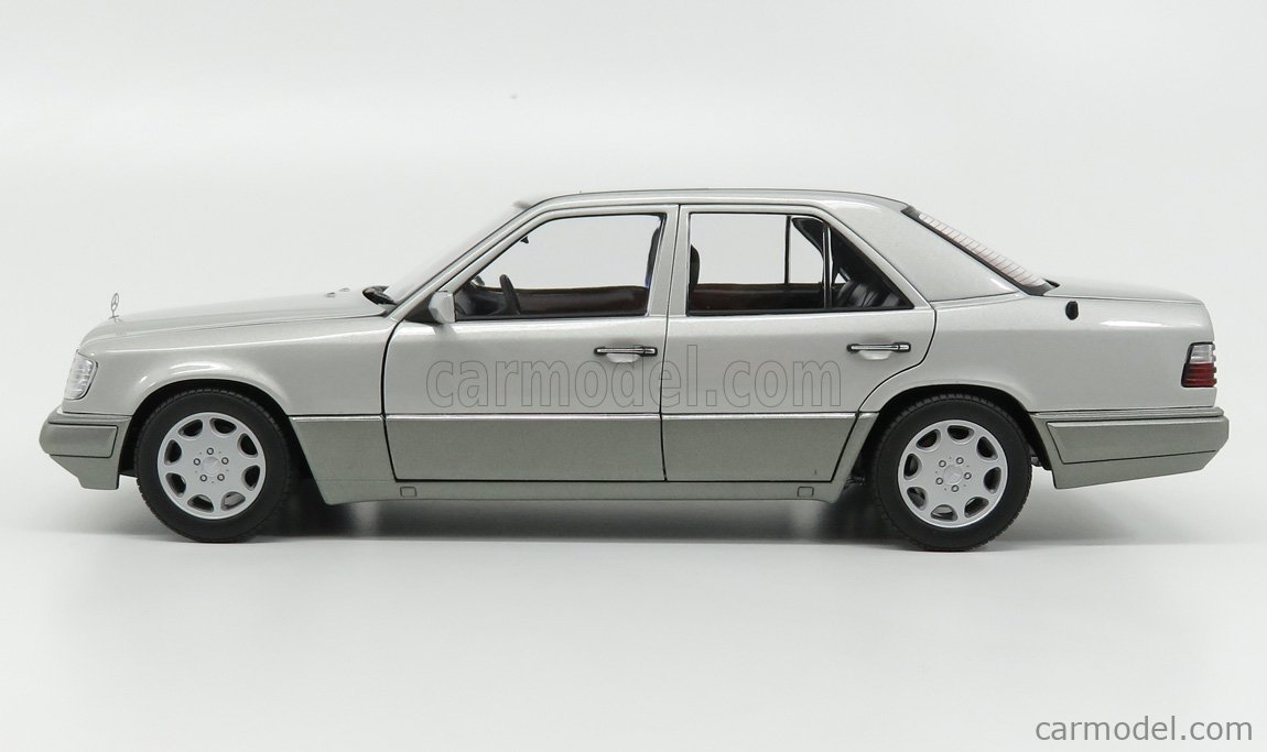 AUTOART 76271 Scale 1/18 | MERCEDES BENZ E-CLASS E320 SEDAN AUTOART 76271 Scale 1/18 | MERCEDES BENZ E-CLASS E320 SEDAN