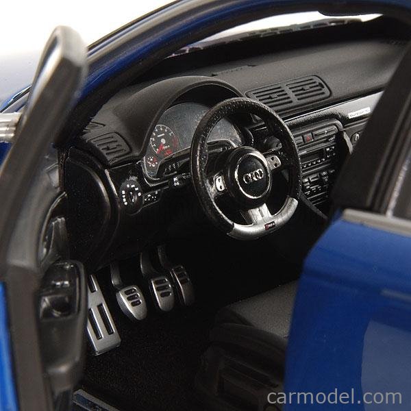 MINICHAMPS 100014600 Scale 1/18 | AUDI A4 RS4 2006 BLUE MET