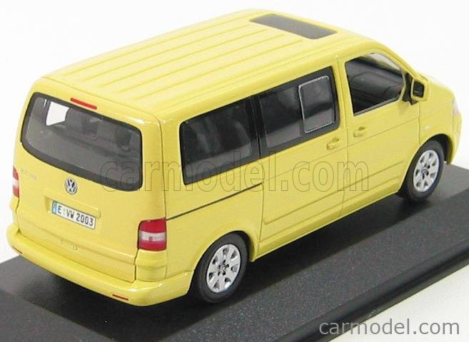 新品本物 VW Multivan ） マルチバン（MINICHAMPS 1:43 ミニカー