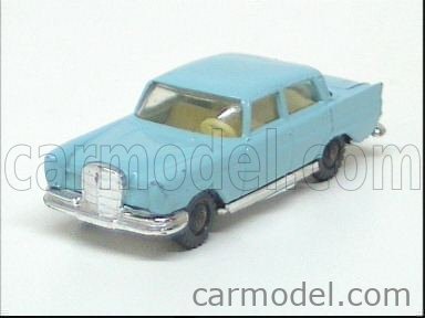 CORGI HUSKY 3 Scale 1/66 | MERCEDES BENZ 220 LIGHT BLUE