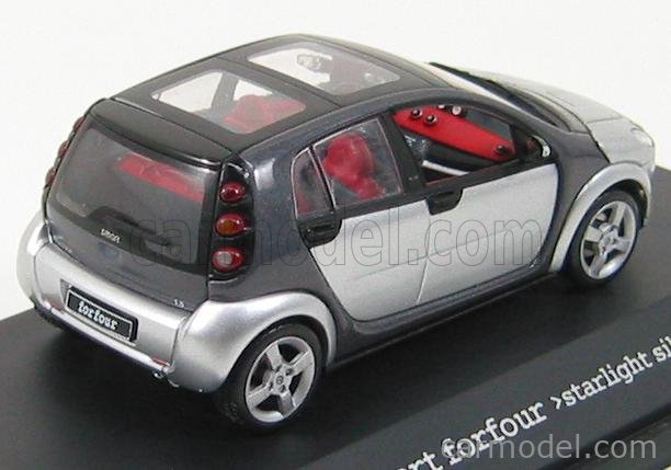 SCHUCO 0017730 Scale 1/43 | SMART FORFOUR 2004 STARLIGHT SILVER