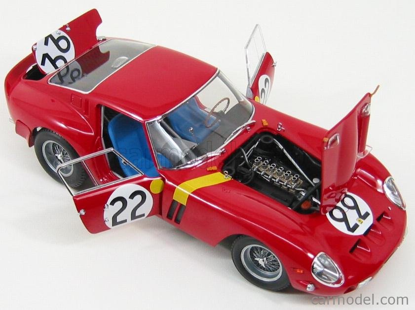 高級素材使用ブランド Ferrari 1:18 (京商) ミニカー