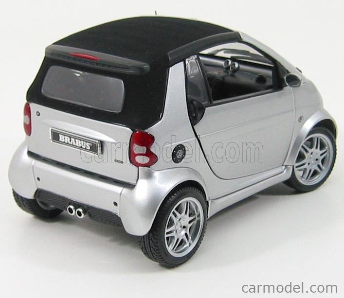 KYOSHO 0017769 Scale 1/18 | SMART FORTWO BRABUS CABRIO SILVER