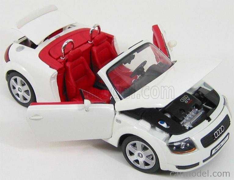 REVELL 08487 Scala 1/18 | AUDI TT ROADSTER - SPIDER WHITE