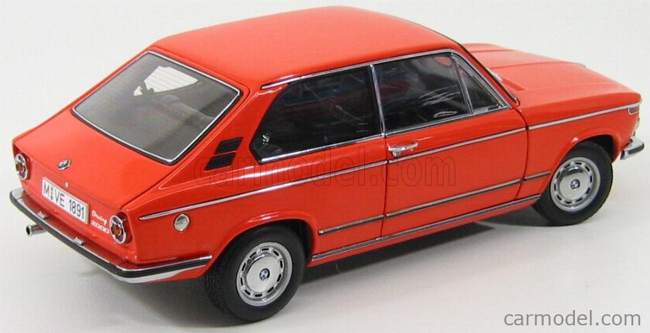 AUTOart オートアート BMW 2000 TOURING 1:18 1/18 AUTOart BMW 2000 Touring Millennium Blue Silver w/ Box