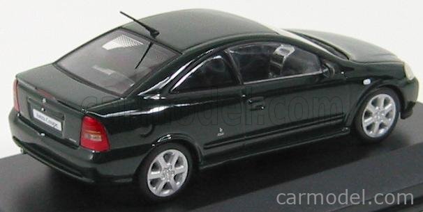 1:43 Minichamps Opel Astra Coupe 2000 silver 
