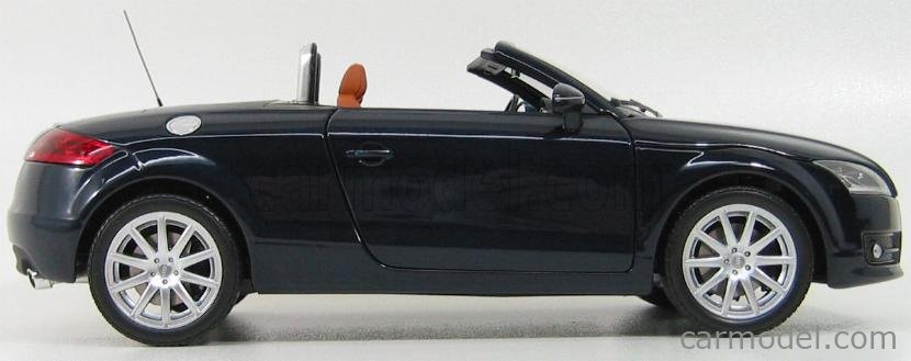 MINICHAMPS 100015031 Масштаб 1/18 | AUDI TT ROADSTER 2006 BLUE MET