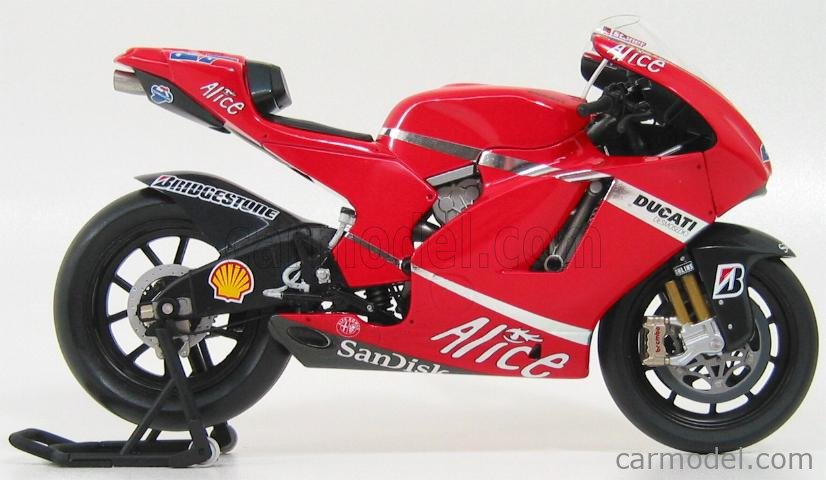 DUCATI - DESMOSEDICI N 27 MOTOGP WORLD CHAMPION 2007 CASEY STONER