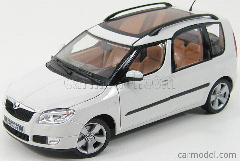 ABREX 118AB-007E Scale 1/18 | SKODA ROOMSTER 4-DOOR 2007 WHITE