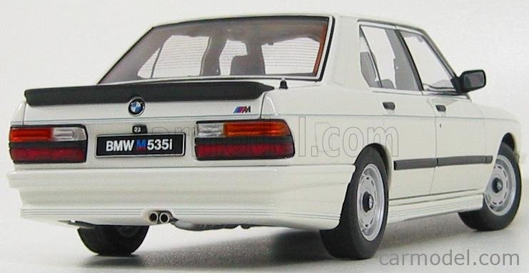【新品】オートアート BMW 535i 1985 ホワイト　1/18 新品】オートアート BMW 535i 1985 ホワイト 1/18 - メルカリ