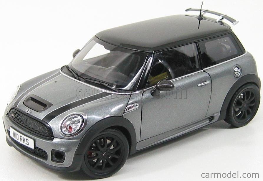 KYOSHO 08743S Scale 1/18 | MINI COOPER S JOHN WORKS 211CV