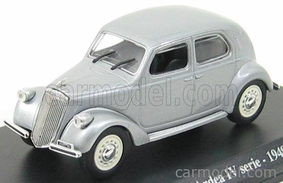 Altaya 1:43 Lancia Ardea 800 busje S. Martino Bouwjaar 1949 crème wit