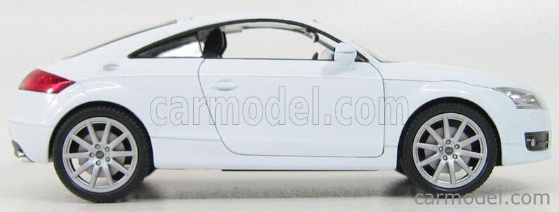 AUDI - Audi TT Coupe ミニカー 1/24 WELLY製 ホワイト 1/24 Welly FX 2014 Audi TT (White) Diecast Car Model