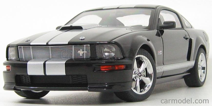 AUTOart 2007 Shelby GT 1/18 Black / Silver AA73118 ミニカー ダイ