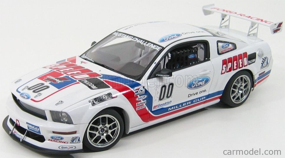 Ford Mustang FR500 1/18スケール ミニカー 1:18 Scale 2022 Ford Mustang Shelby GT500 - Shadow Black