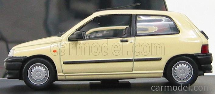 Pilotos Argentinos en escala 1:4: Renault Clio Williams #16 de G.Raies