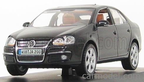 SCHUCO 1KM099300F9R Scale 1/43 | VOLKSWAGEN JETTA 2006 BLACK MET