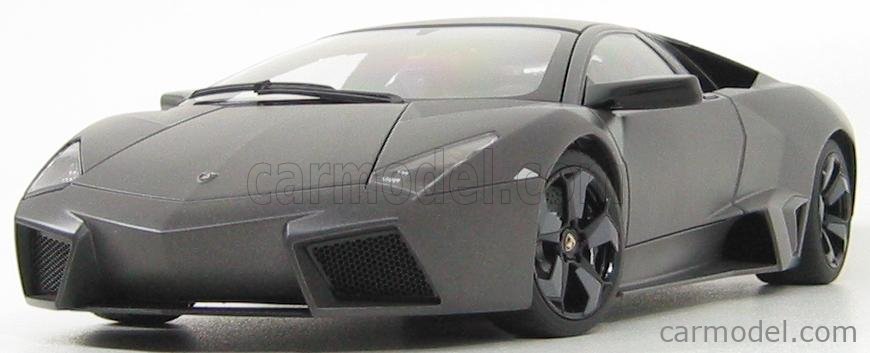 Autoart 1/18 Lambo reventon 中古 1/18 AUTOart Lamborghini Reventon (Grey) Diecast Car Model