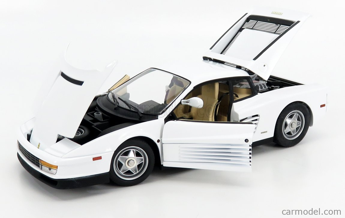 MATTEL HOT WHEELS P9904 Scale 1/18 | FERRARI TESTAROSSA 1984