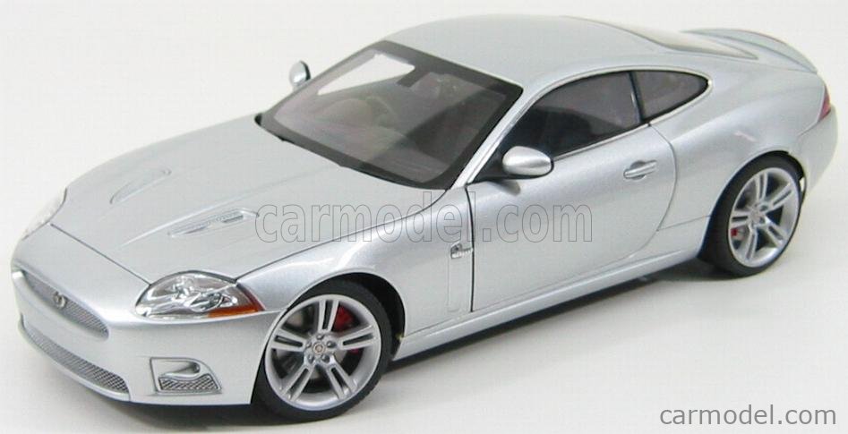 JAGUAR - XKR COUPE 2006