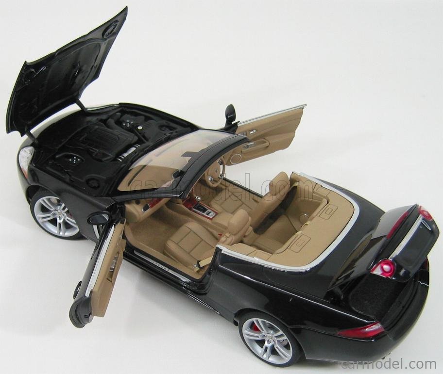 AUTOART 73638 Scale 1/18 | JAGUAR XKR CABRIOLET 2006 BLUE