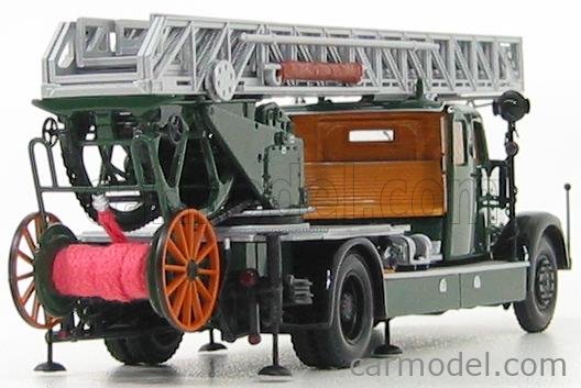 MINICHAMPS 439035371 Scale 1/43 | MERCEDES BENZ LOD3750 DL26 TRUCK