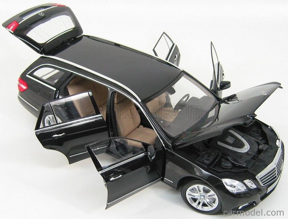 Mercedes-Benz E-Klasse T-Modell★1/18 Mercedes-Benz E-Klasse Estate SW T-Model 2009 (W212) Silver