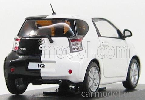 Minichamps Toyota IQ VulcanoRot 2009 – échelle 1/43 – édition Limitée
