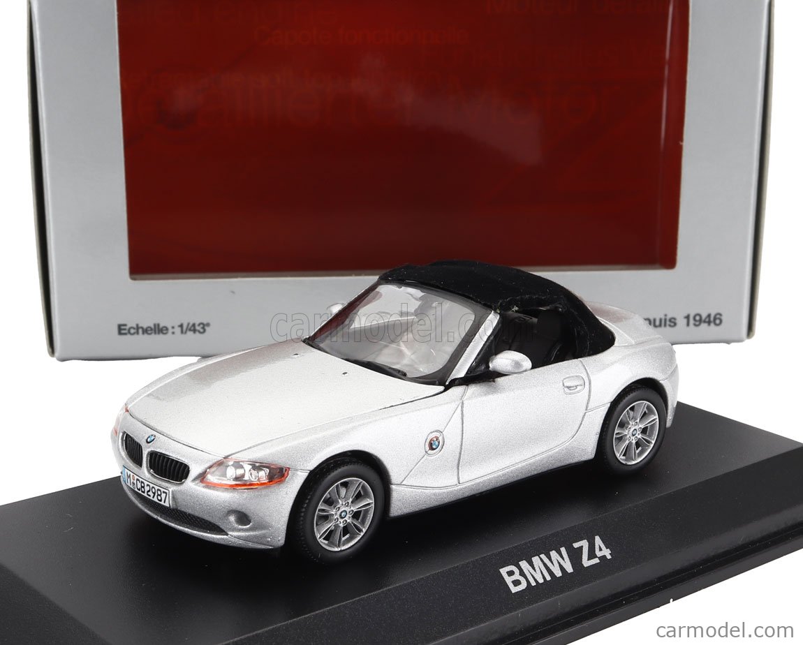 Amazon.co.jp: ミニチュアカー スケール 1/18 BMW Z4 スーパー