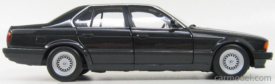 MINICHAMPS 100023002 Scale 1/18 | BMW 7-SERIES 730i (E32