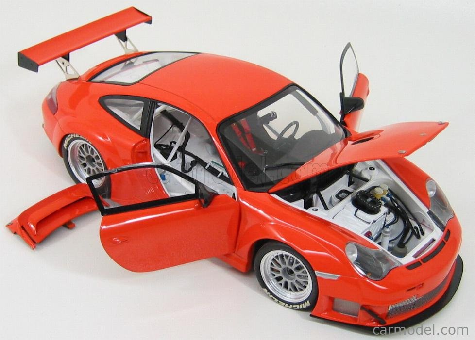 MINICHAMPS ポルシェ911 GT3 RSR - 2004 1:18 Minichamps 1/18 Scale - 100 046400 - Porsche 911 GT3 RSR FIA