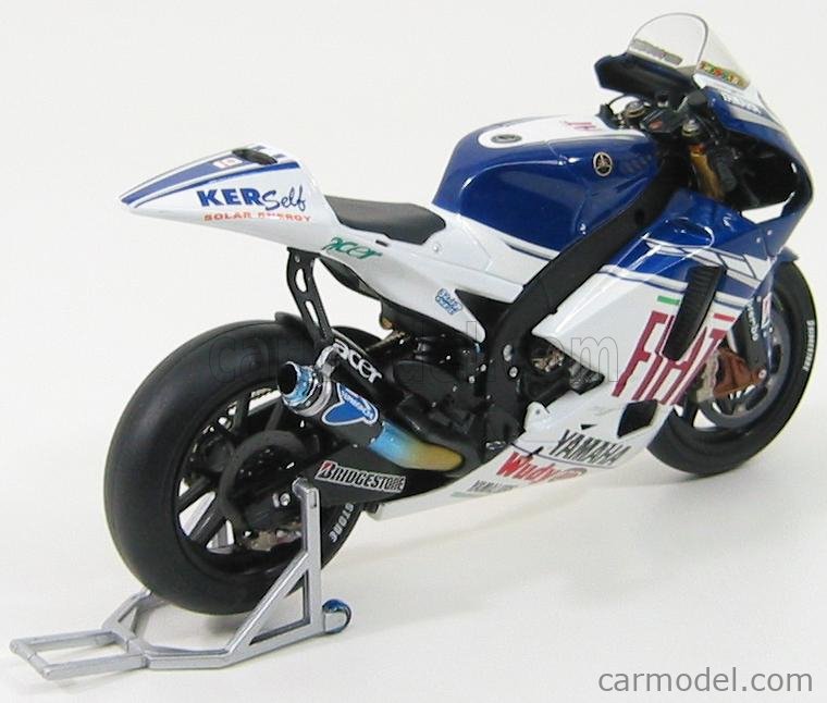 MINICHAMPS 122083046 Scale 1/12 | YAMAHA YZR-M1 TEAM FIAT N MINICHAMPS 122083046 Scale 1/12 | YAMAHA YZR-M1 TEAM FIAT N