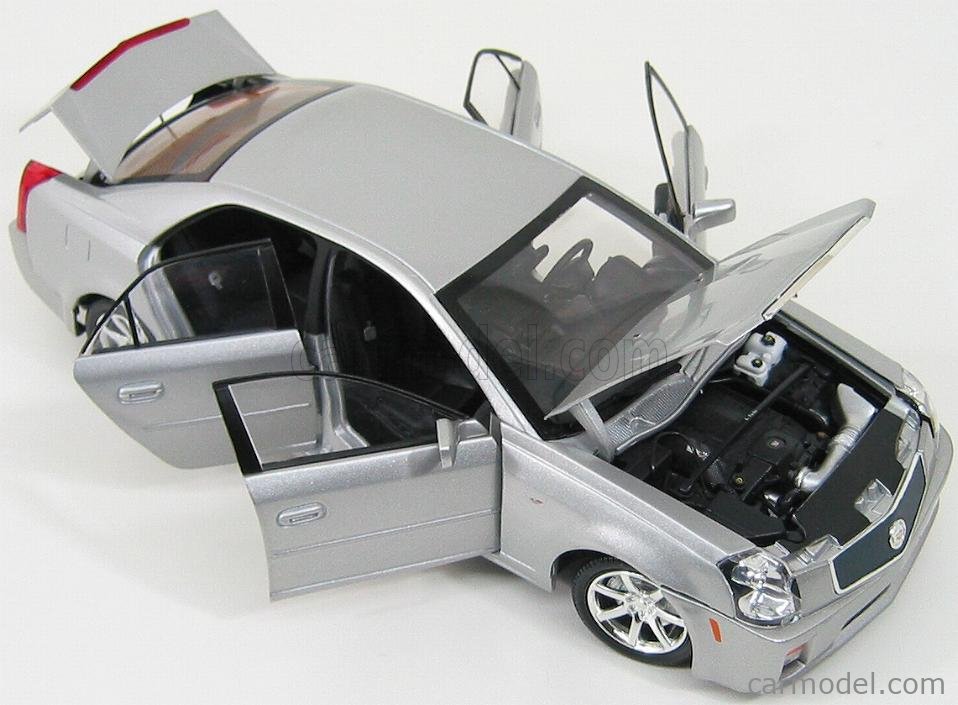 RICKO 32134 Scale 1/18 | CADILLAC CTS V SERIES 2004 SILVER
