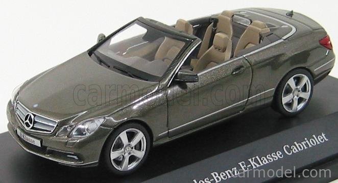 SCHUCO B66962429 Scale 1/43 | MERCEDES BENZ E-CLASS