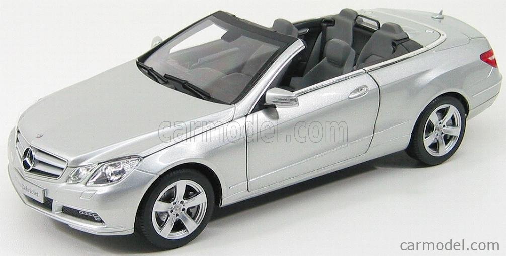 NOREV B66962433 Scale 1/18 | MERCEDES BENZ E-CLASS CABRIOLET (A207) 2010  IRIDIUM SILVER