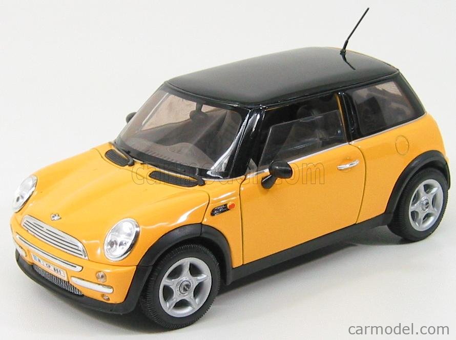 WELLY WE19851Y Scale 1/18 | MINI COOPER 2001 YELLOW BLACK