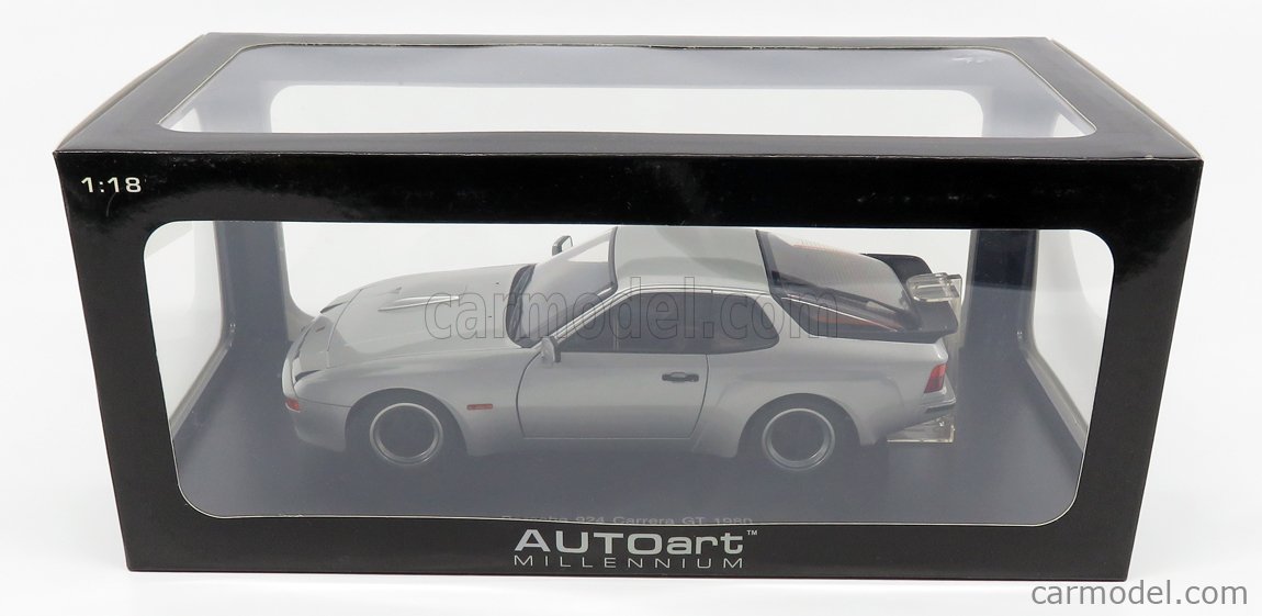 AUTOART 78002 Scale 1/18 | PORSCHE 924 CARRERA GT 1980 SILVER