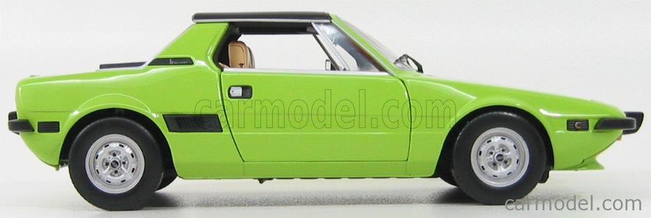 MINICHAMPS 100121661 Scale 1/18 | FIAT X1/9 1972 GREEN