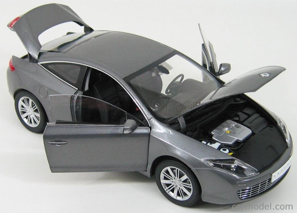 Maquette voiture : Metal Kit : Renault Laguna Coupé