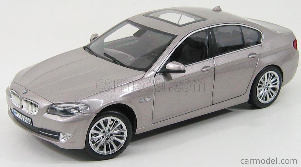 BMW - 5-SERIES 550i (F10) 2010