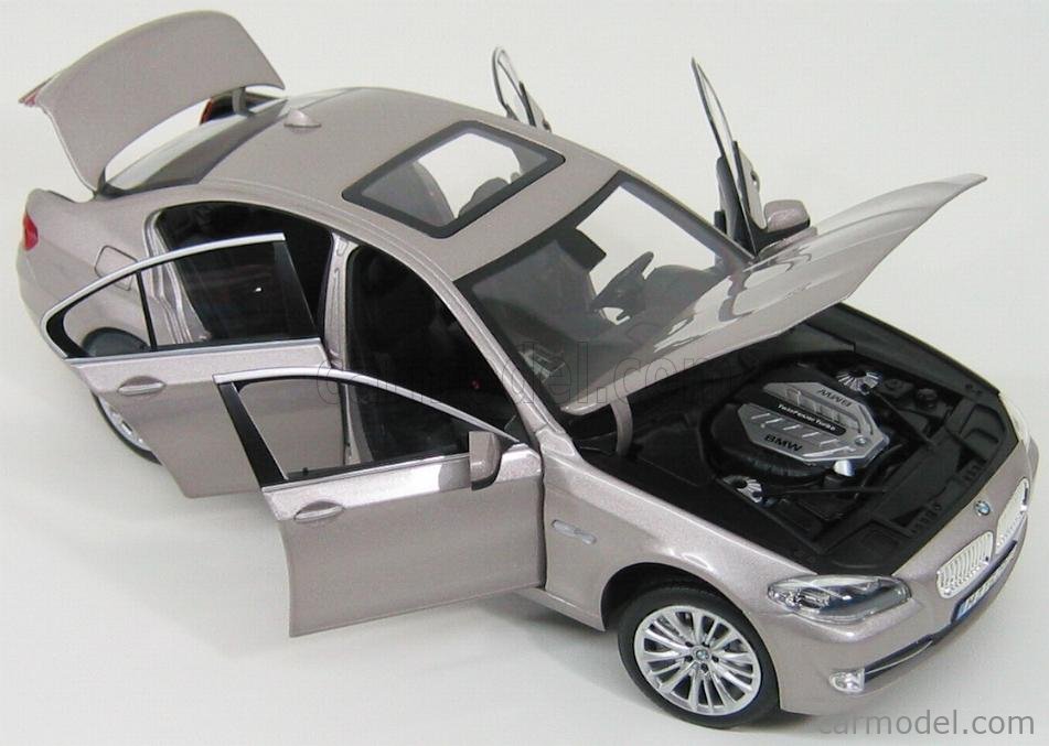 NOREV 1/18 BMW 550i ディーラー特注ミニカー シルバー BMW550i ダイキャストカー 1/18スケール 1/18 NOREV BMW F10/F11