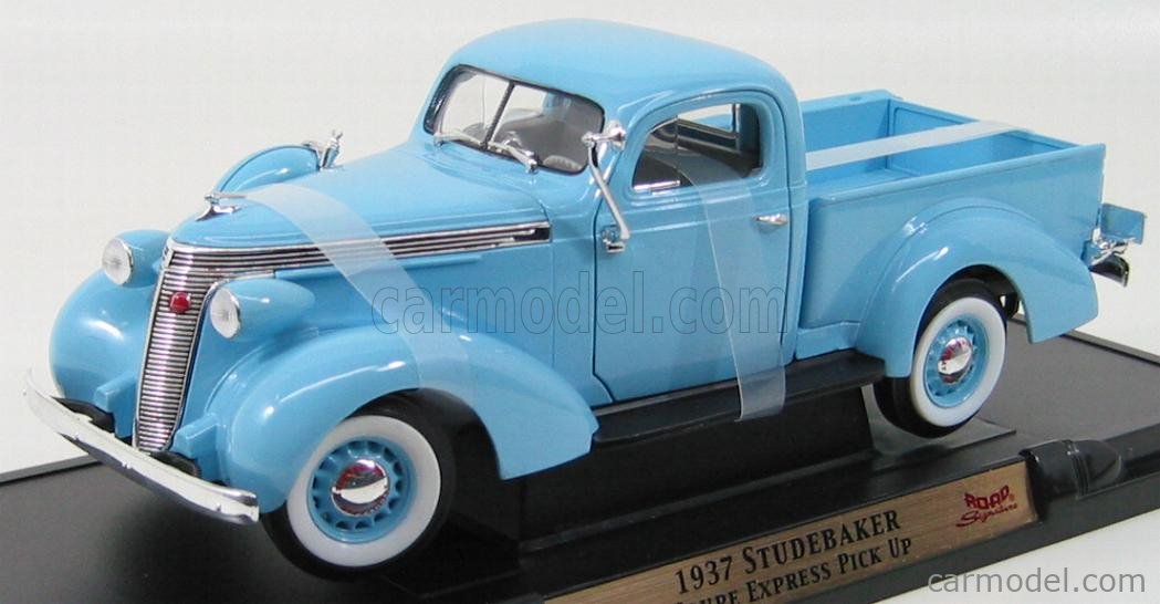 LUCKY-DIECAST LDC92458LBL Scale 1/18  STUDEBAKER COUPE EXPRESS PICK-UP 1937 LIGHT BLUE