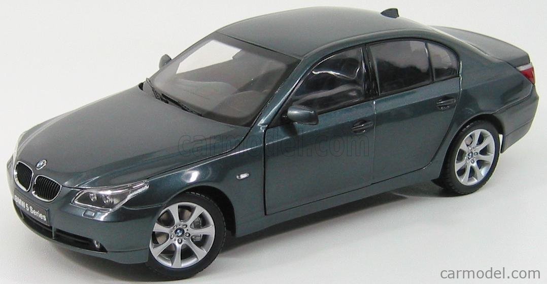 BMW - 5-SERIES 545i SEDAN 2003