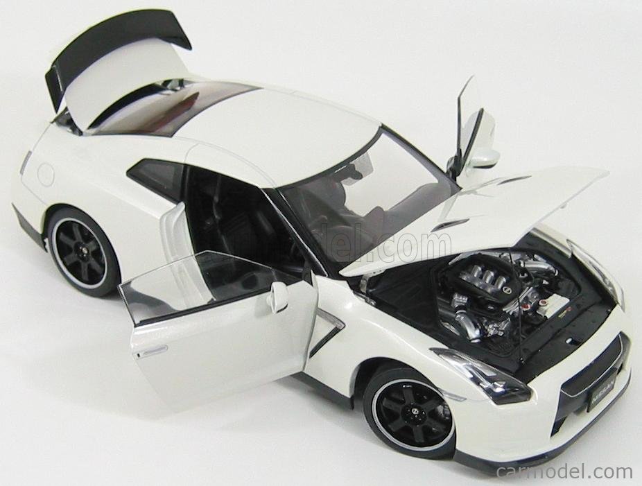 AUTOART 77399 Scale 1/18 | NISSAN GT-R R35 SPEC-V 2009 BRILLIANT