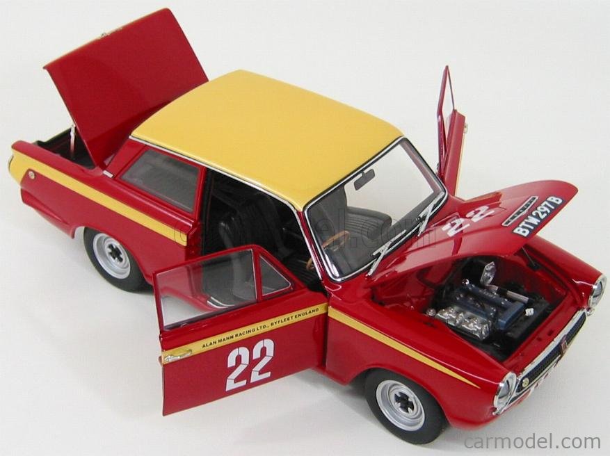 AUTOART 86427 Scale 1/18 | LOTUS CORTINA MKI N 22 WINNER CLASS