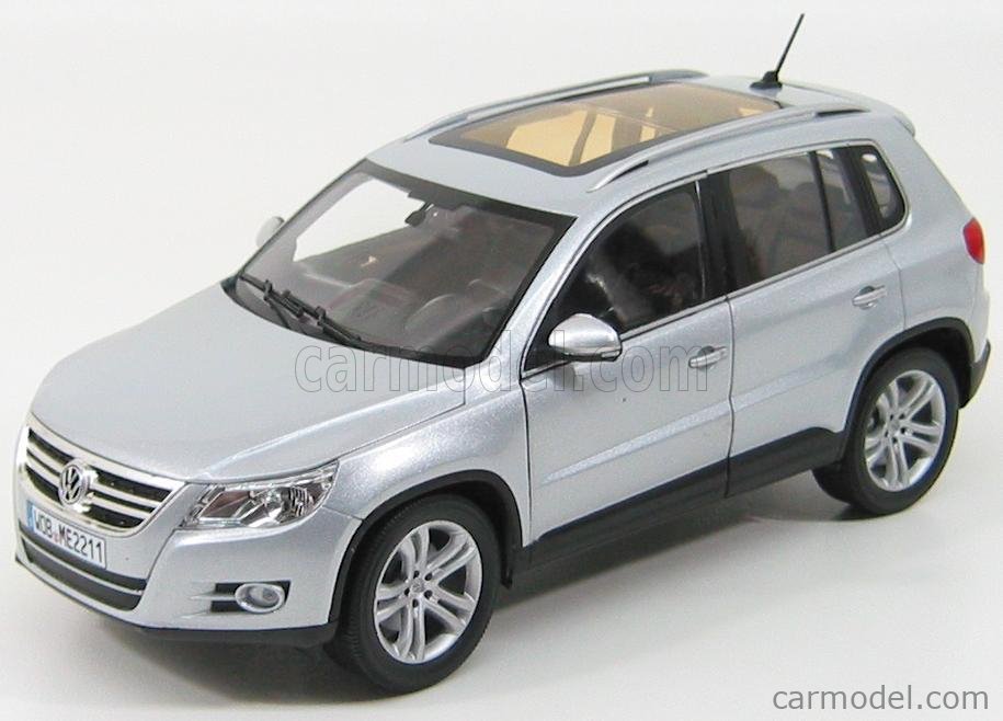 original 1/18 Norev Volkswagen VW Tiguan (Silver) Diecast Car Model with  small gift